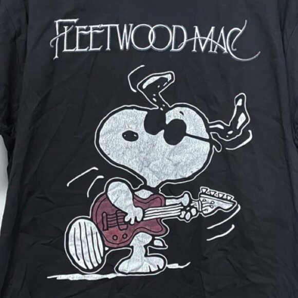 90s Fleetwood Mac T-Shirt, Retro Design Fleetwood Mac Band Unisex Shirt Black - Picture 2 of 3